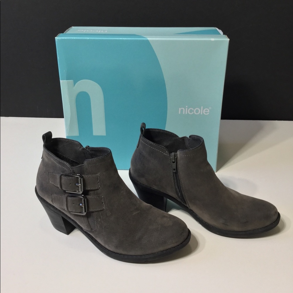 Nicole gray suede boots - size 6.5
